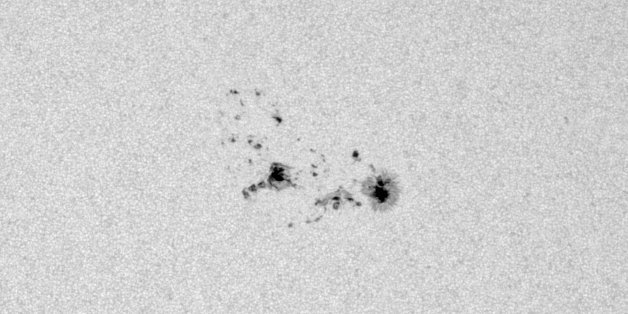 New region 2175: a fast growing sunspot region