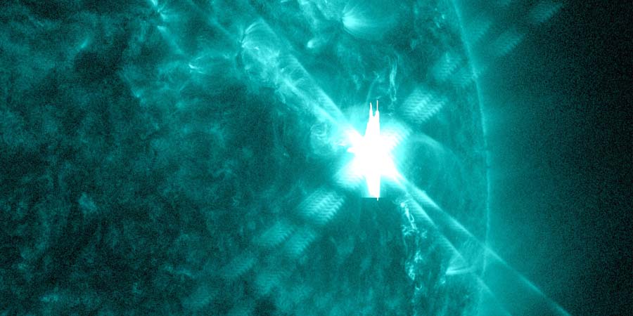 Major X2.8 solar flare